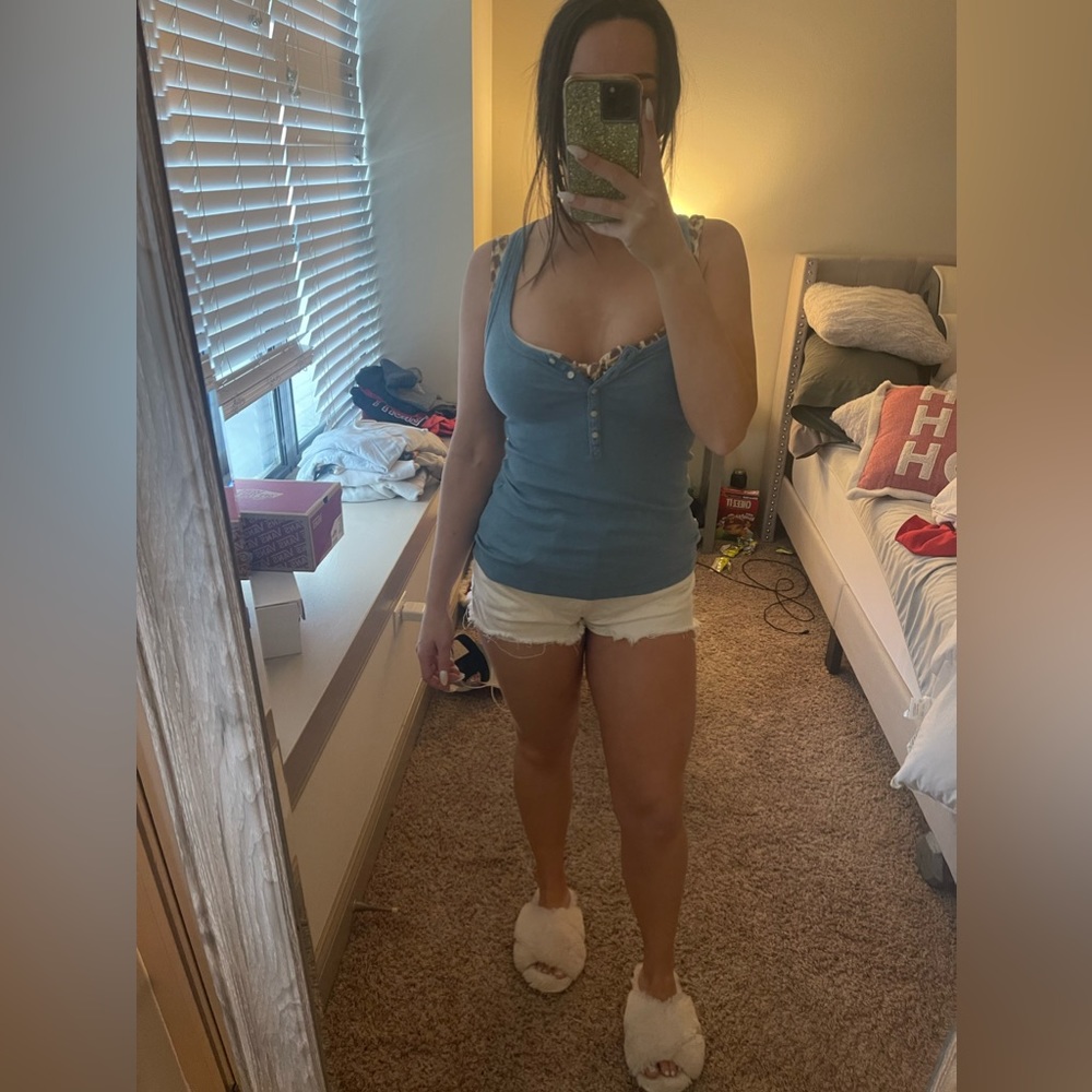 Aerie tank